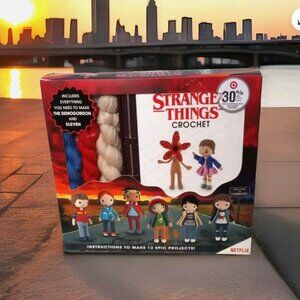 Stranger Things Crochet Kit NEW Sealed Netflix Thunder Bay Press Eleven & Demo